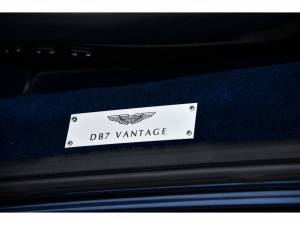 Image 14/14 of Aston Martin DB 7 Vantage (2001)