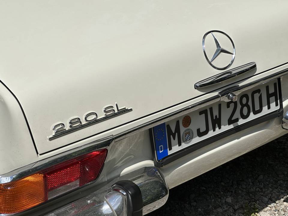 Image 41/47 of Mercedes-Benz 280 SL (1969)