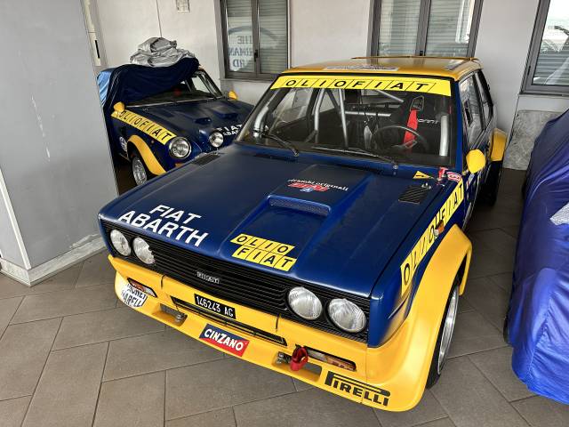 Image 1/11 of FIAT 131 Abarth Rally (1978)